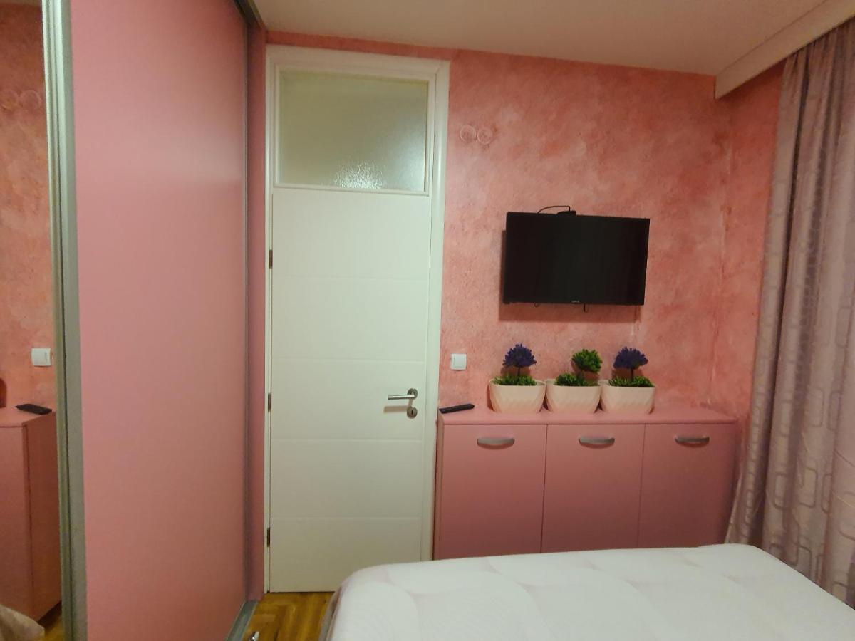 Apartman Kristina, Istocno Sarajevo,Vojvode Radomira Putnika 49F Lukavica Dış mekan fotoğraf
