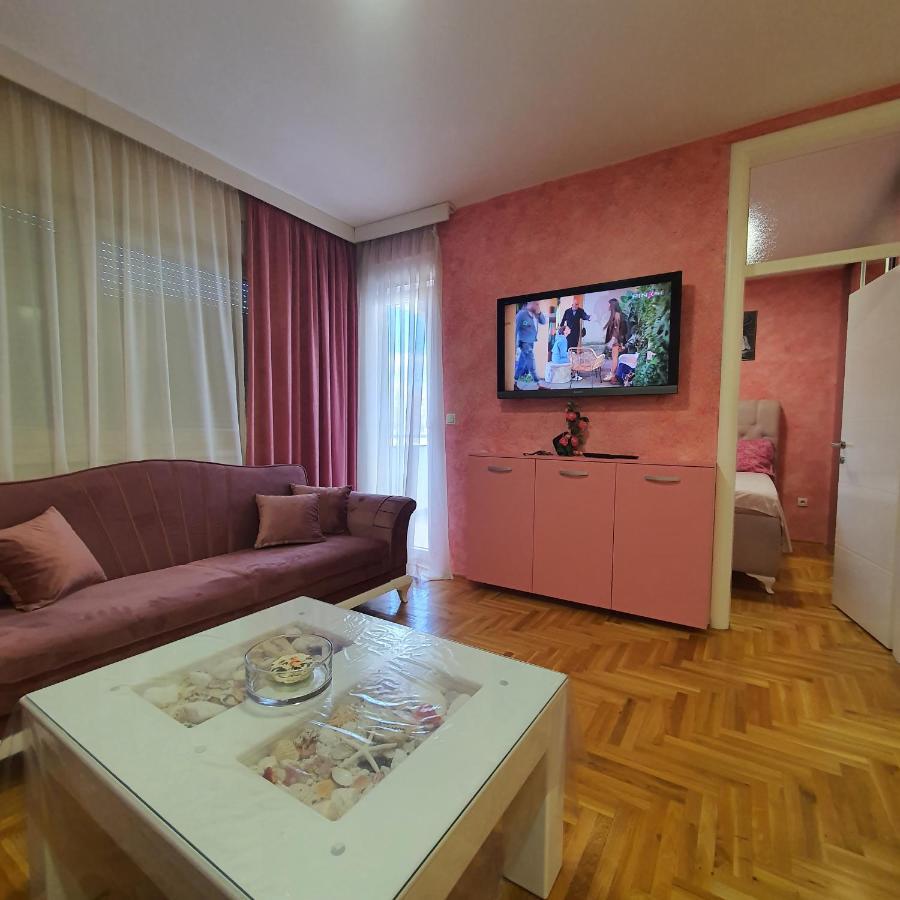 Apartman Kristina, Istocno Sarajevo,Vojvode Radomira Putnika 49F Lukavica Dış mekan fotoğraf