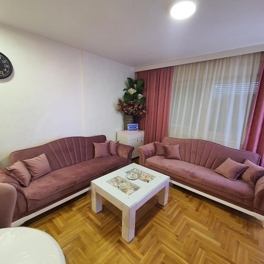 Apartman Kristina, Istocno Sarajevo,Vojvode Radomira Putnika 49F Lukavica Dış mekan fotoğraf