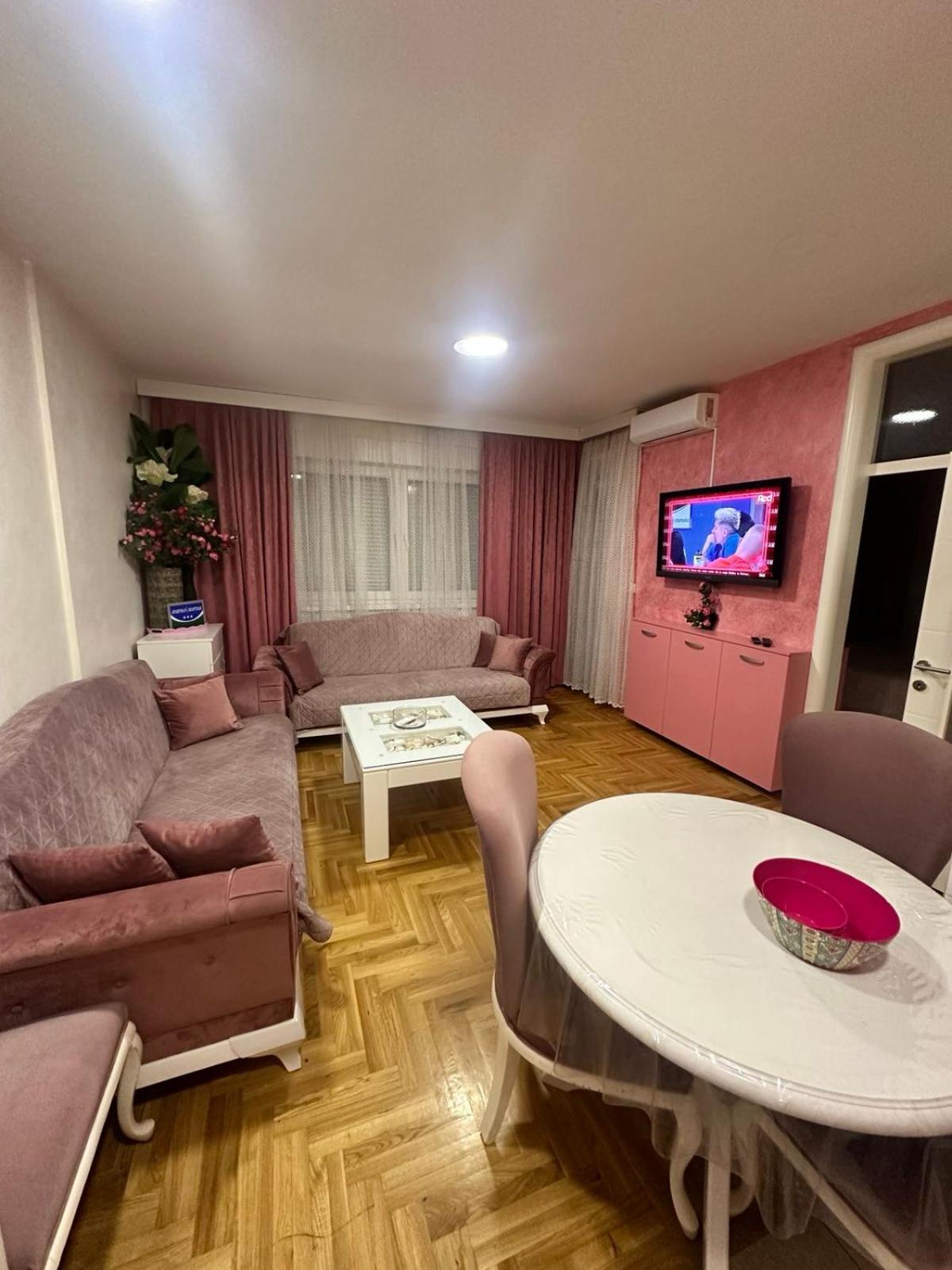 Apartman Kristina, Istocno Sarajevo,Vojvode Radomira Putnika 49F Lukavica Dış mekan fotoğraf