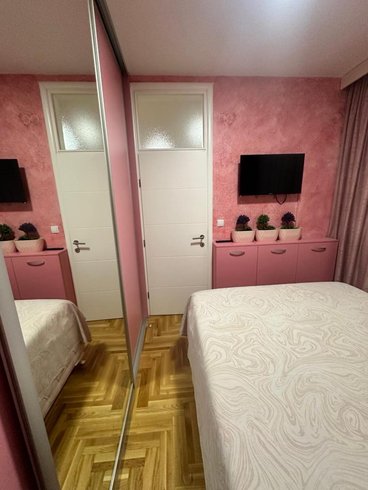 Apartman Kristina, Istocno Sarajevo,Vojvode Radomira Putnika 49F Lukavica Dış mekan fotoğraf